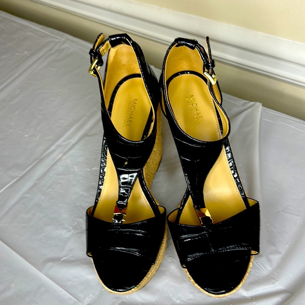 micheal kors wedges 7.5 brand new